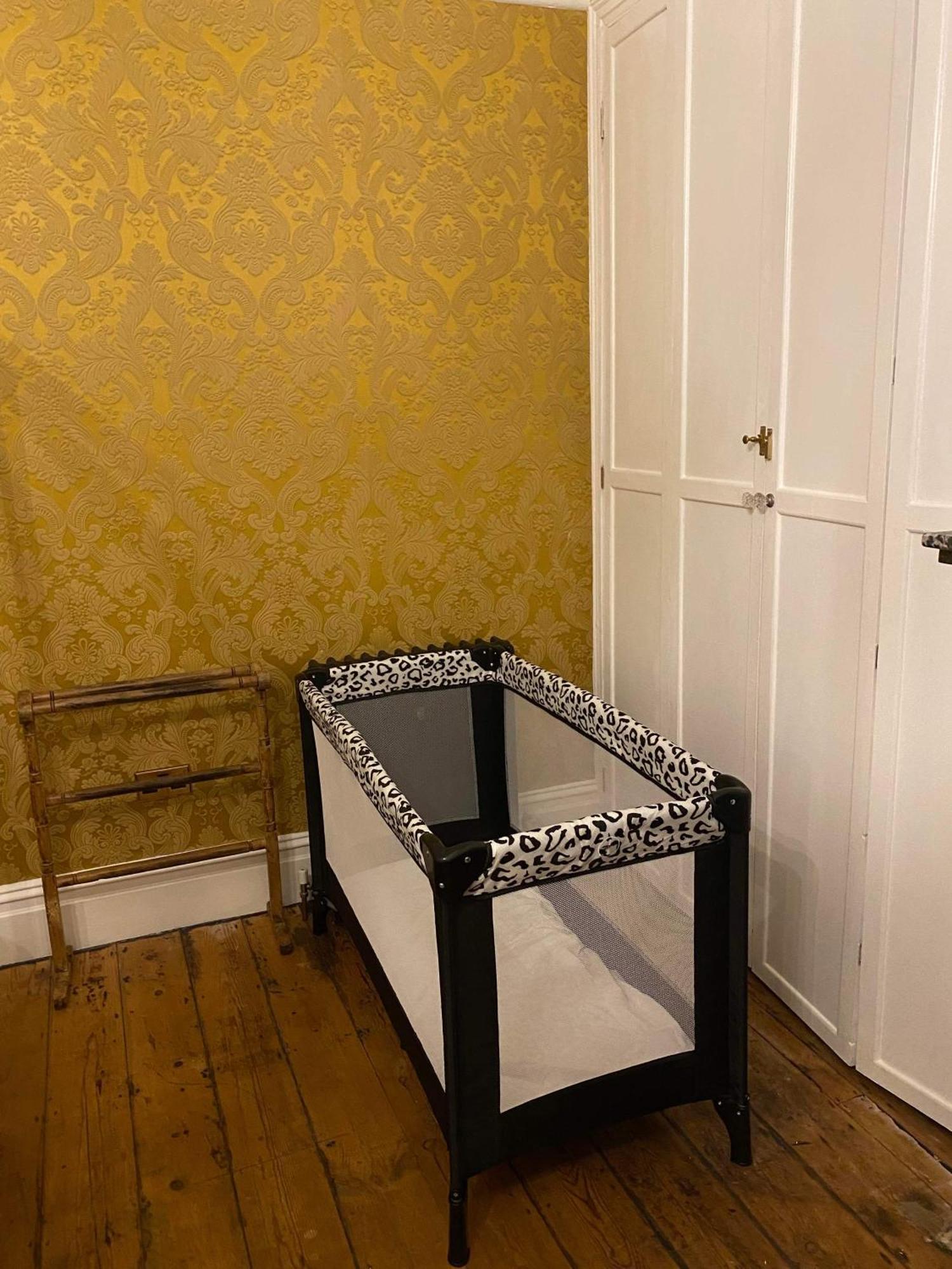 Quirky Spacious Ground Floor Victorian Garden Flat Worthing Eksteriør bilde